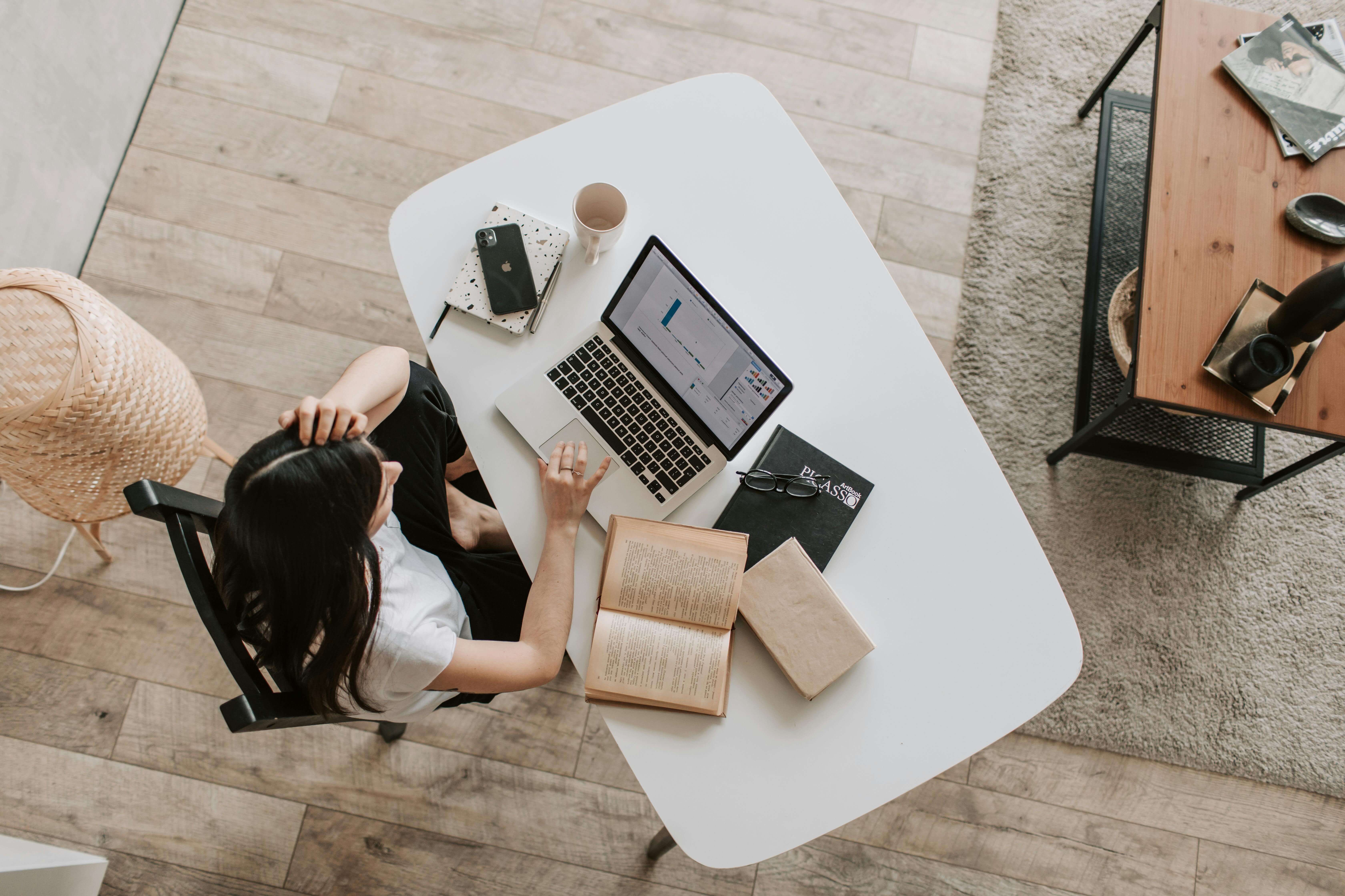 Smart Borrowing & Online Loans in Canada: 2025 Guide