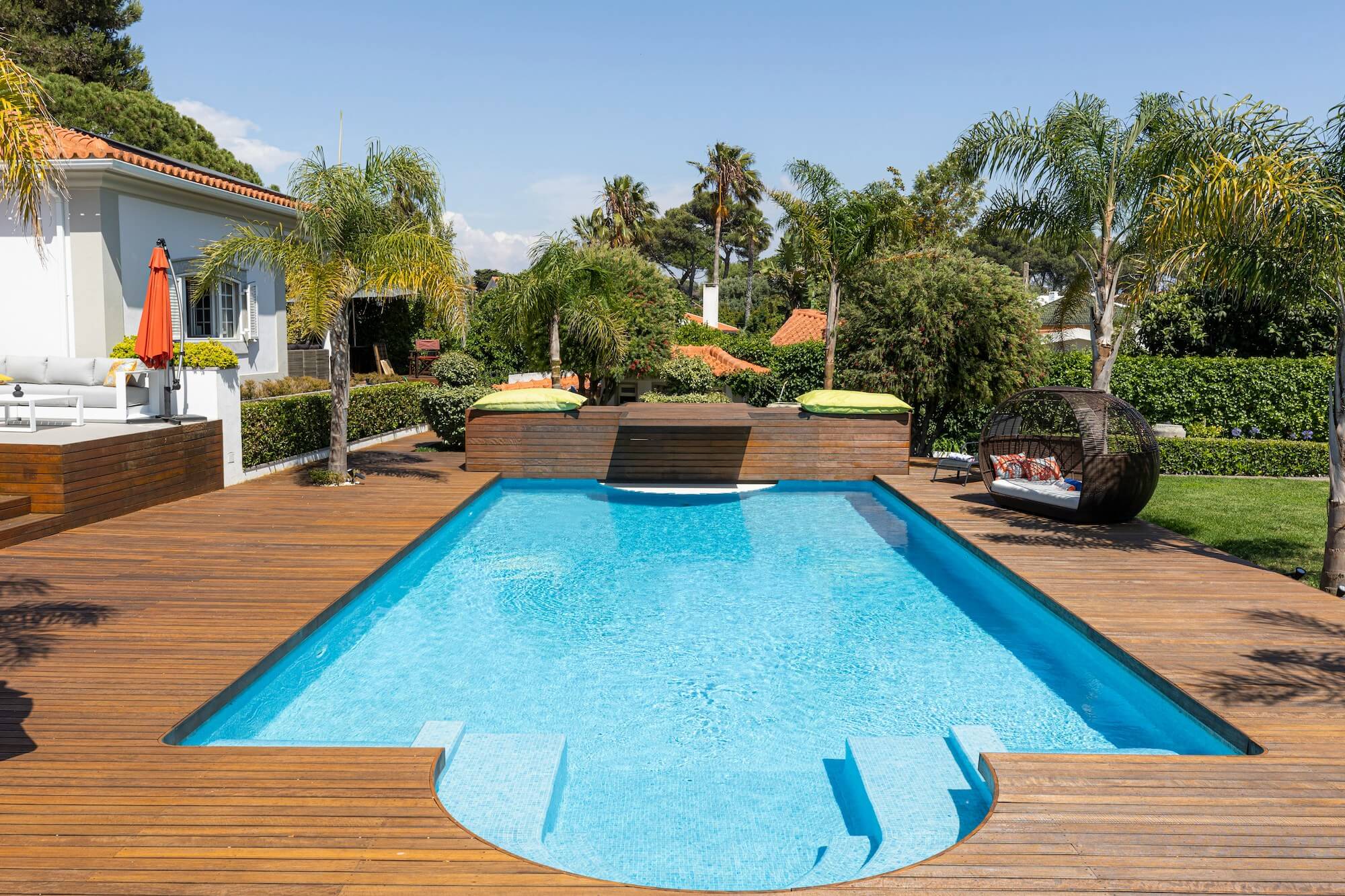 Case Study: Fast Funding for Seasonal Pool Service Business